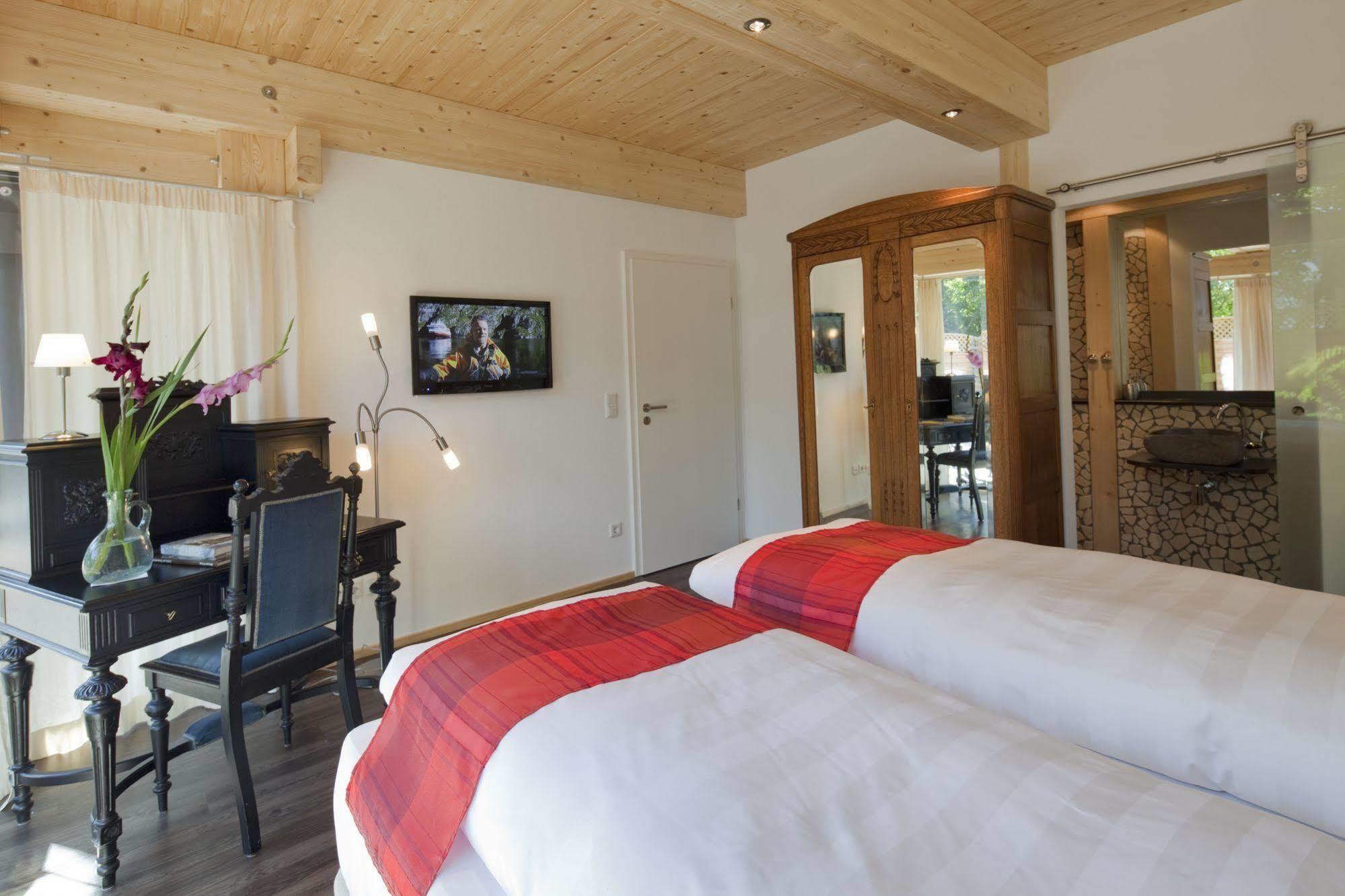 Vivere Ad Parcum - Bed And Breakfast Krefeld Exterior foto